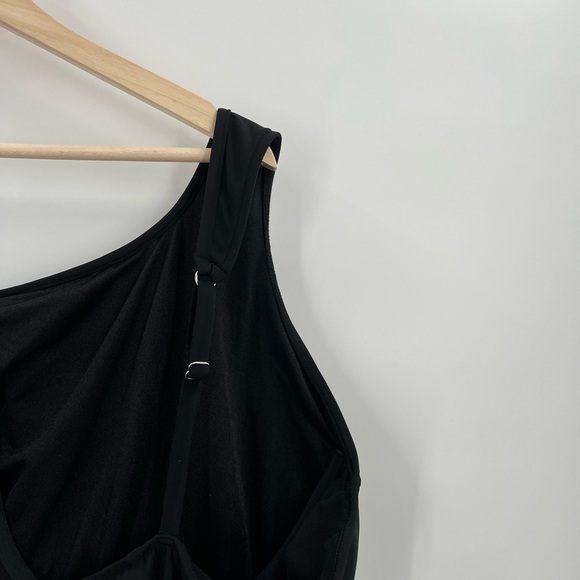 Black Bathing Suit Top Size 34W  NEW - Picture 5 of 5